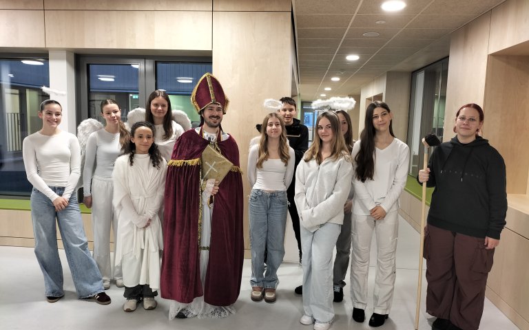 20251205_073212495_iOS