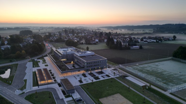 dji_fly_20251002_051020_165_1759382290528_photo