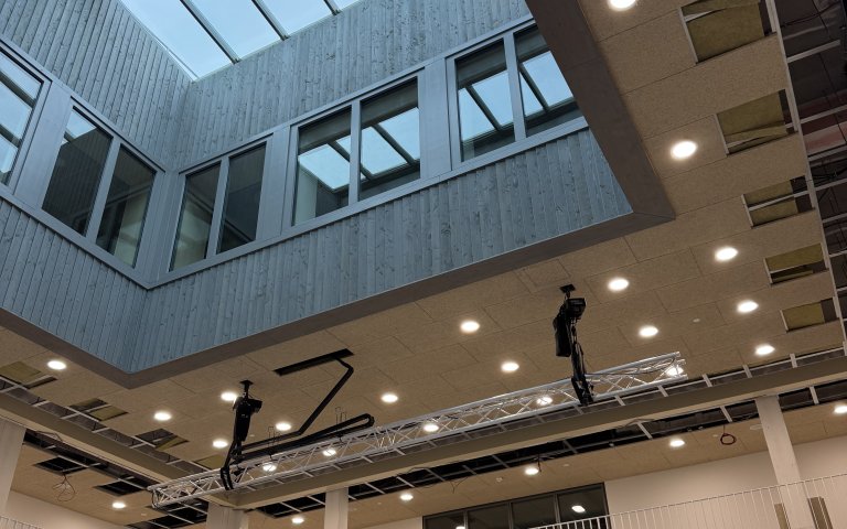 Bilder Möbel Mai 2025